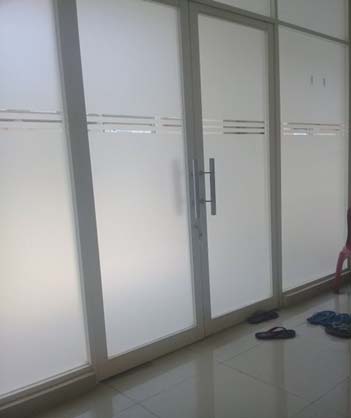 Jasa Pemasangan Kaca Es Sleman Profesional